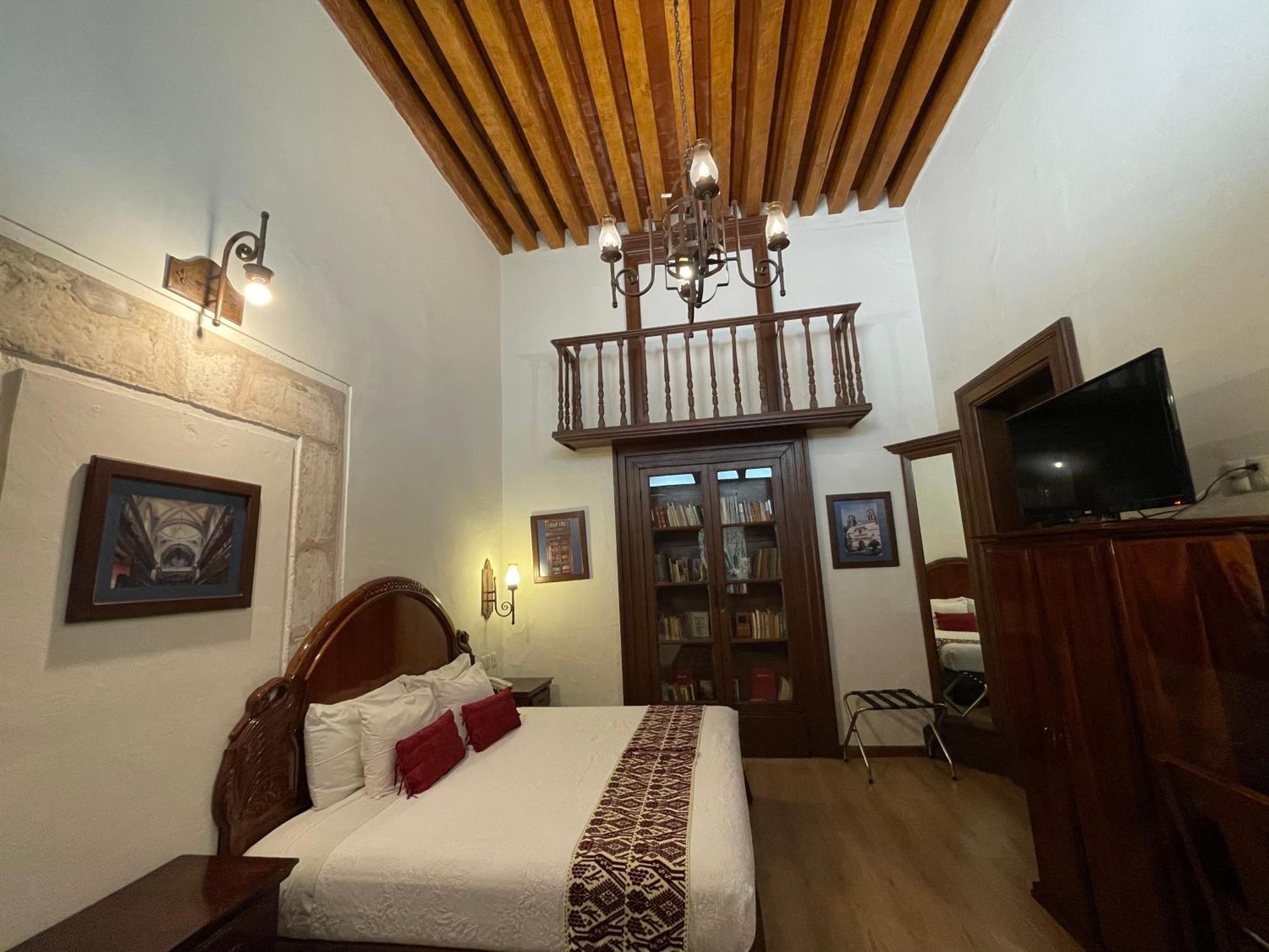 Hotel Historia Morelia Exterior foto