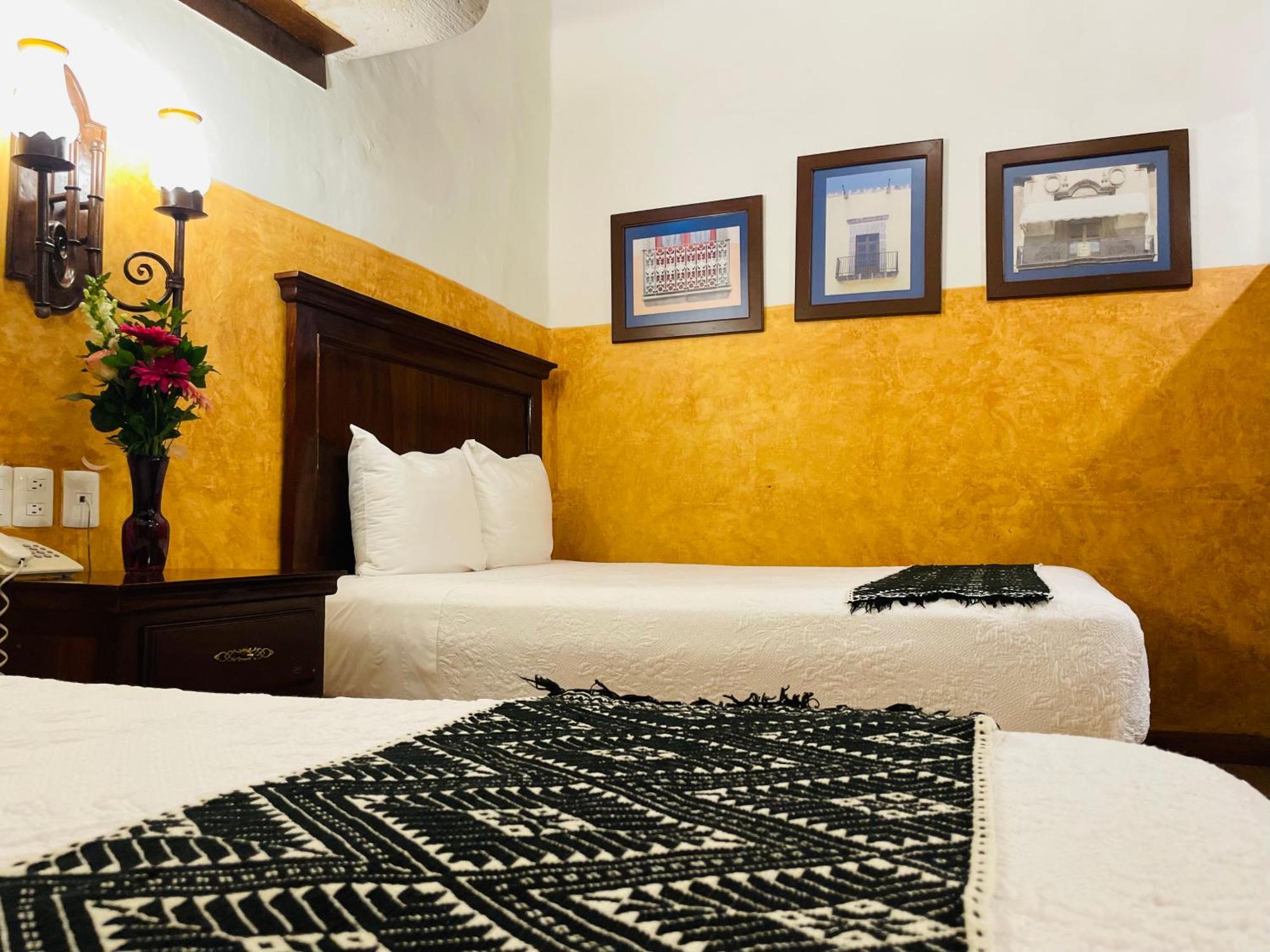 Hotel Historia Morelia Exterior foto